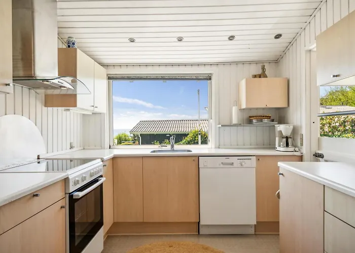 Semesterbostad Lovely With Panoramic Views Over Vig And Mols