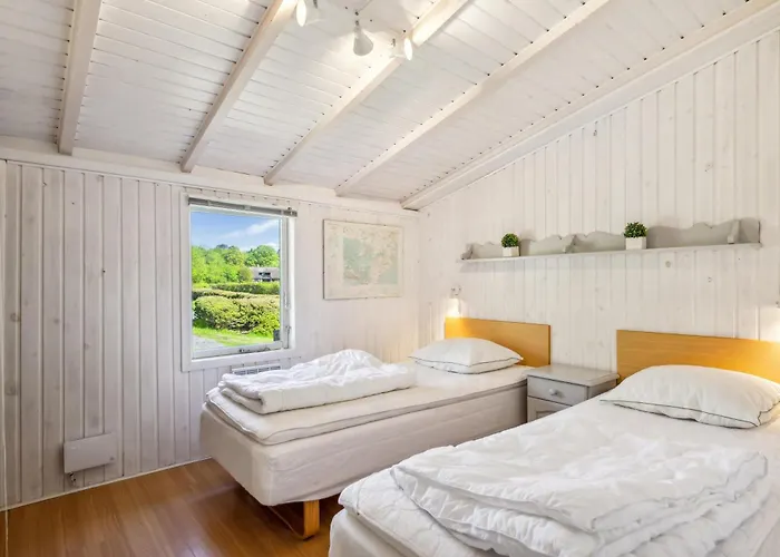 Lovely With Panoramic Views Over Vig And Mols Semesterbostad *